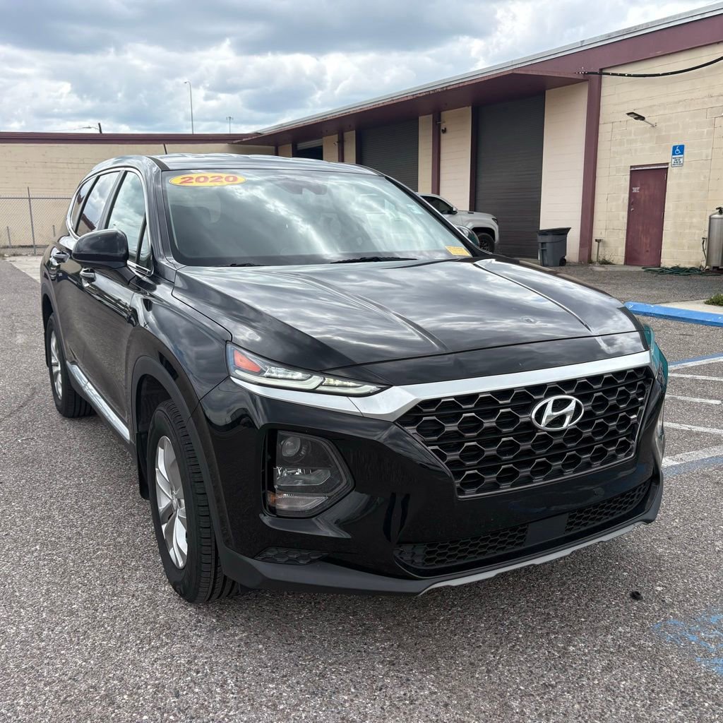 Used 2020 Hyundai Santa Fe SE FWD image 1