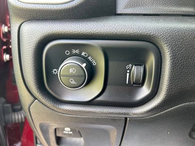 Used 2020 RAM 1500 Big Horn AWD/4WD image 19