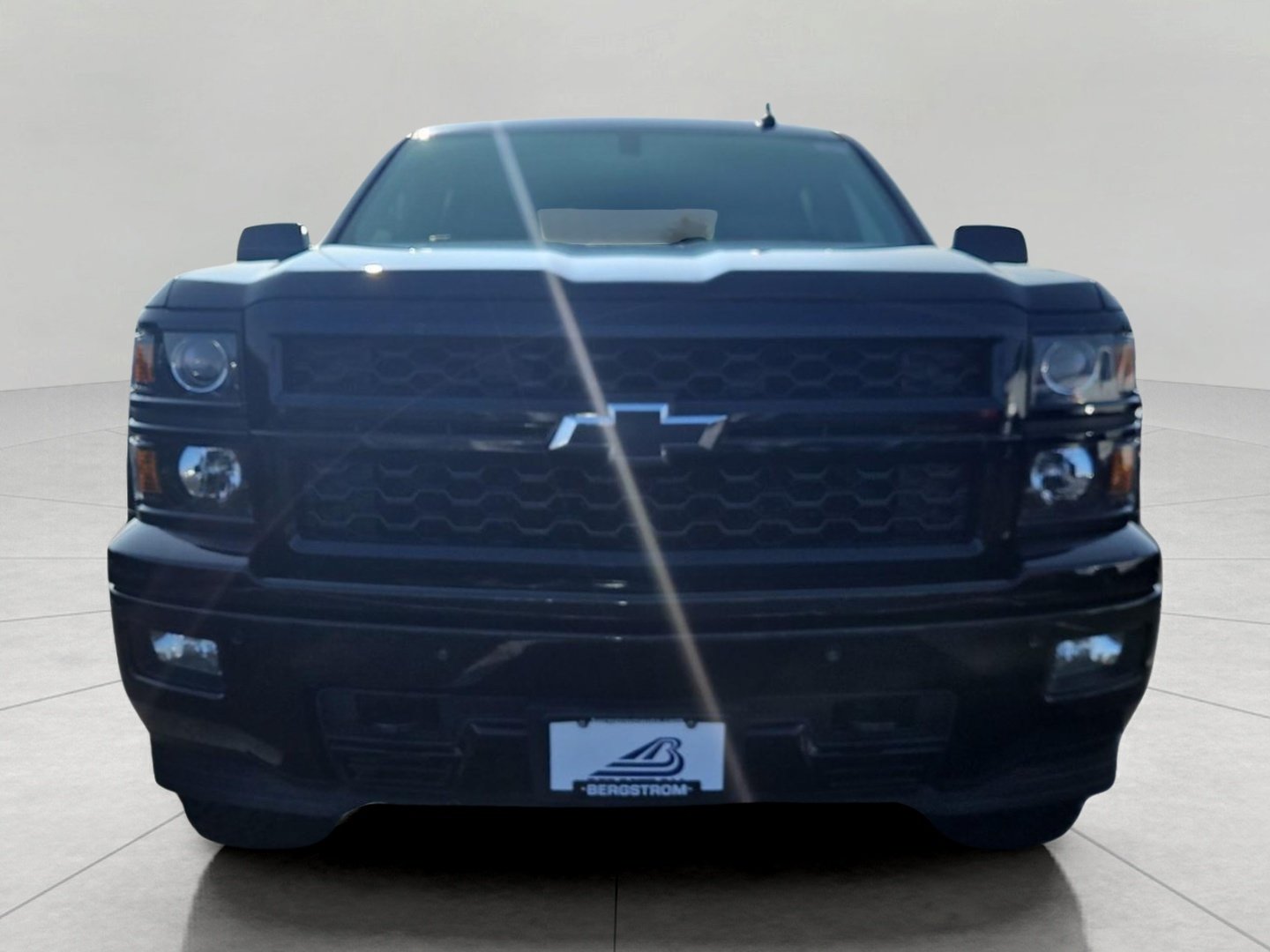 Used 2015 Chevrolet Silverado 1500 LTZ Z71 w/ Midnight Edition AWD/4WD image 3