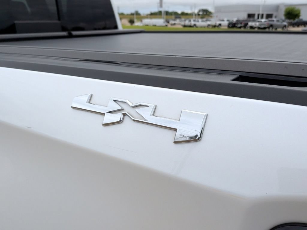 Used 2024 GMC Sierra 1500 SLT AWD/4WD image 48