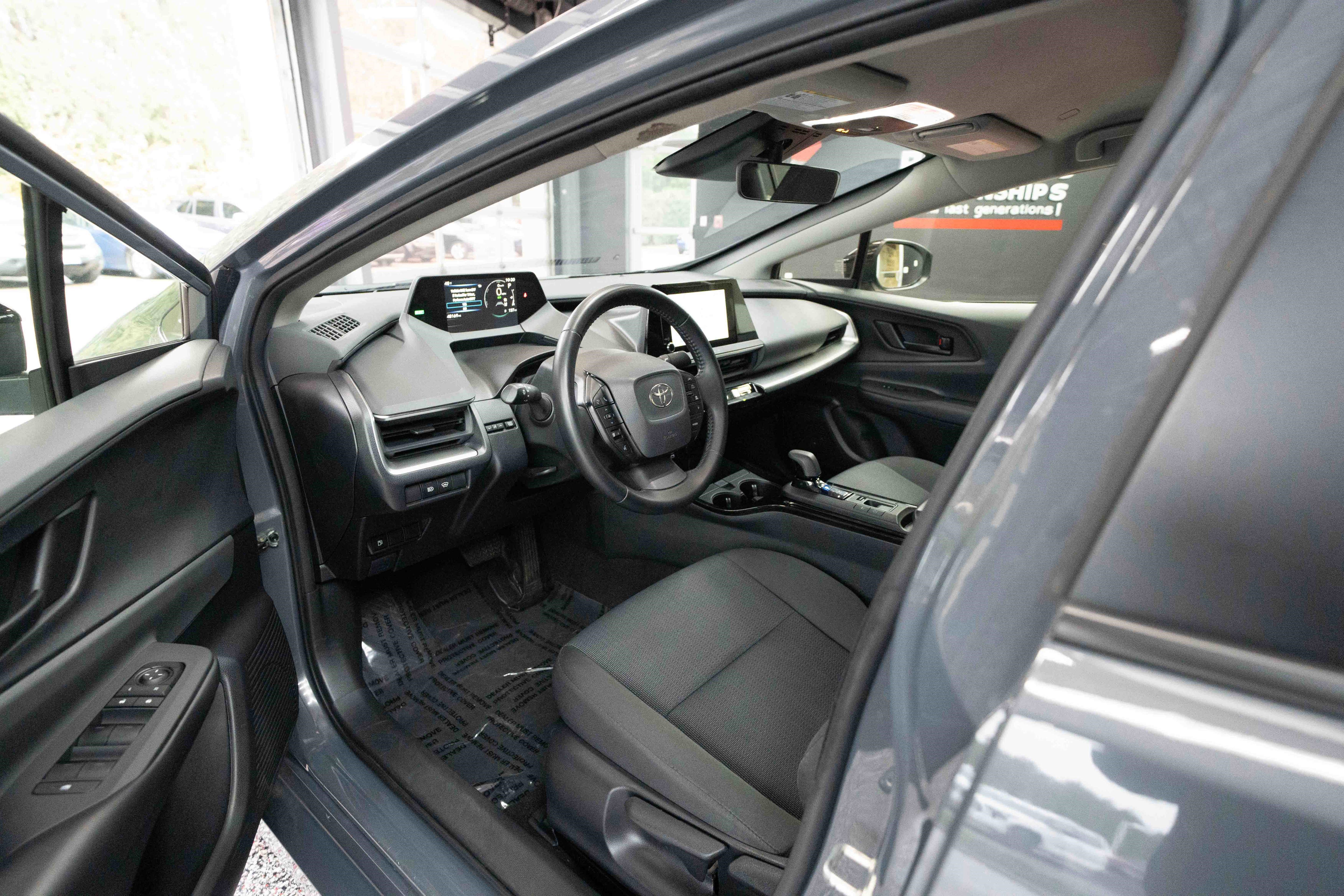 Certified 2024 Toyota Prius LE image 9