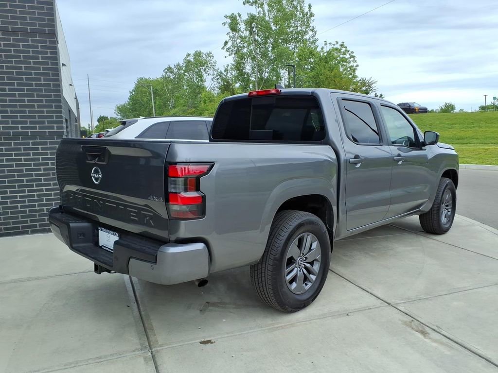 Used 2025 Nissan Frontier SV AWD/4WD image 7