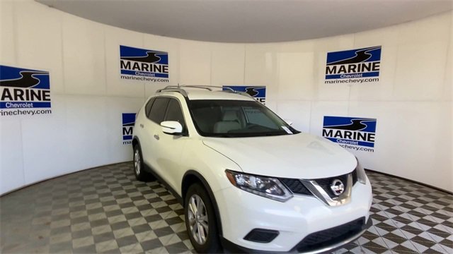 Used 2016 Nissan Rogue SV image 4