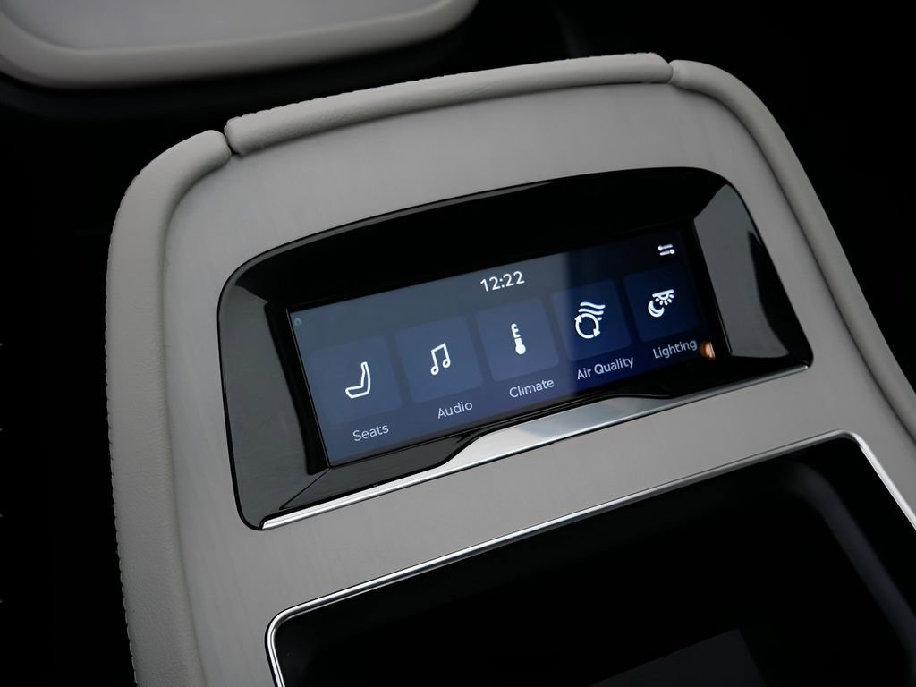 Used 2025 Lincoln Navigator Reserve image 15