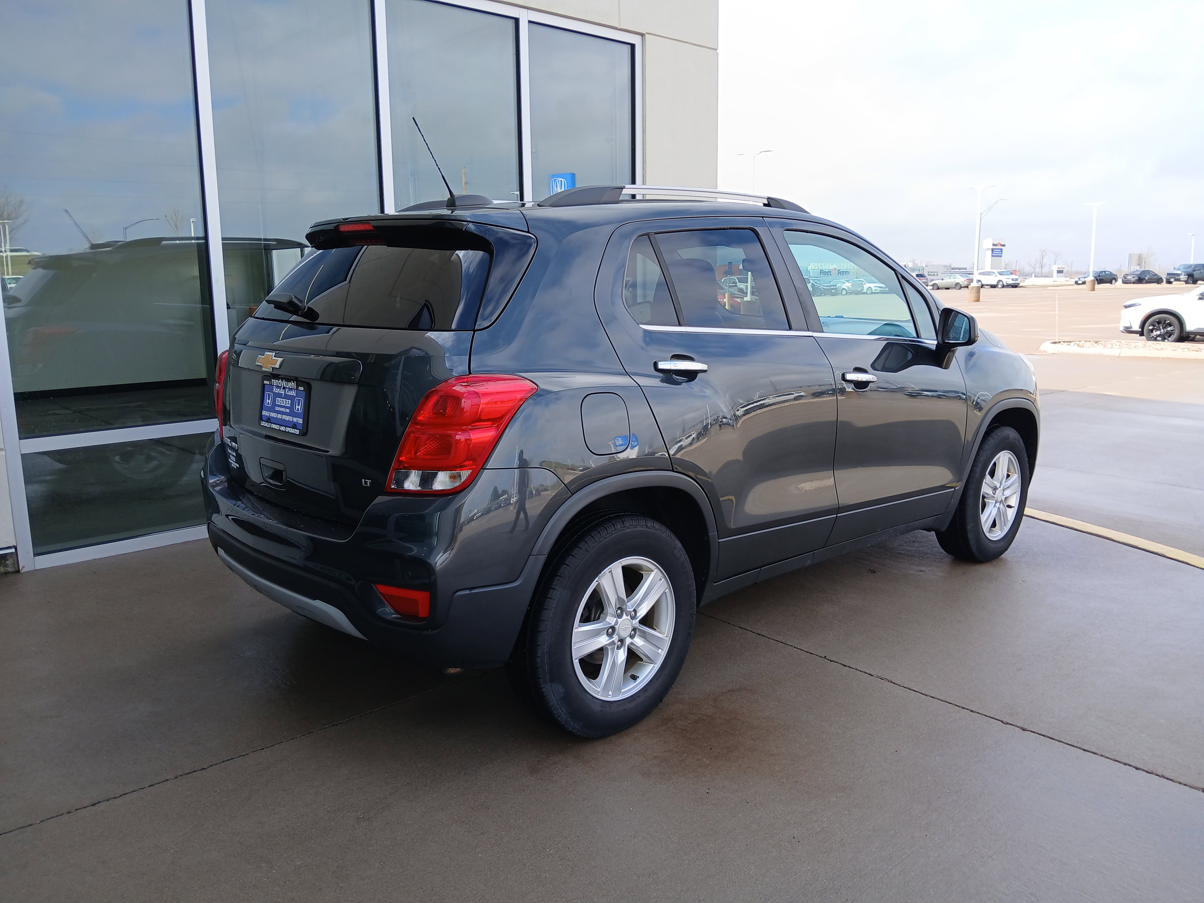Used 2017 Chevrolet Trax LT w/ Driver Confidence Package AWD/4WD image 7