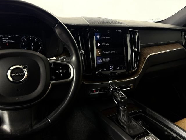 Used 2021 Volvo XC60 T5 Inscription w/ Protection Package Premier FWD image 22