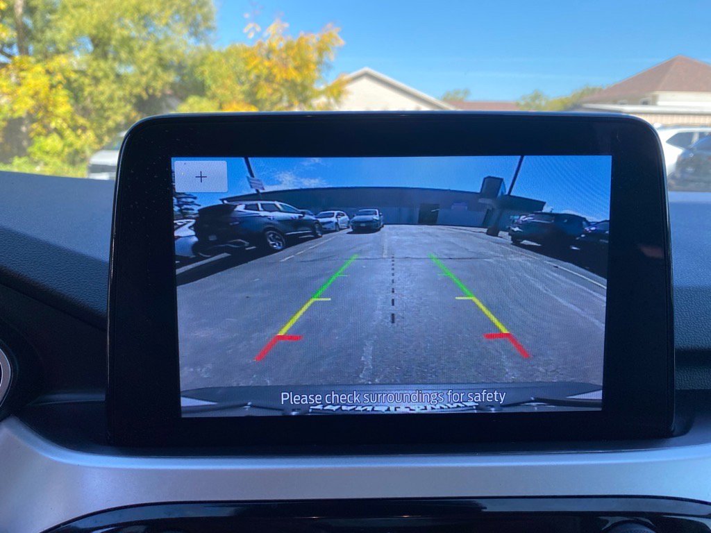 Used 2020 Ford Escape SE image 16