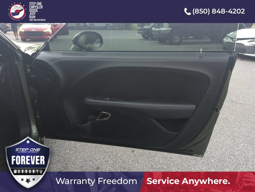 Used 2022 Dodge Challenger SRT Hellcat RWD image 23