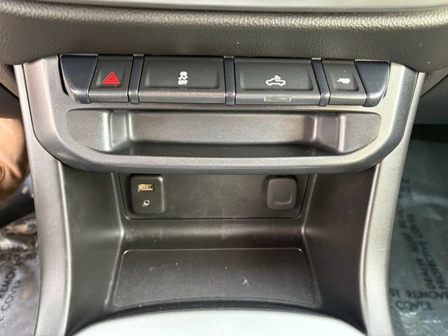 Used 2018 Chevrolet Colorado LT image 18