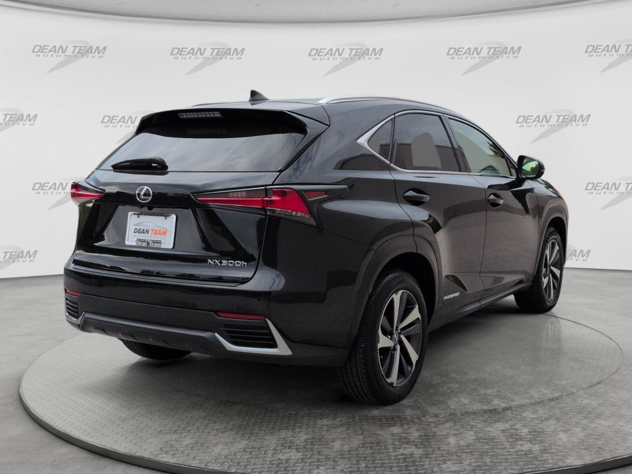 Used 2018 Lexus NX 300h AWD w/ Premium Package image 7