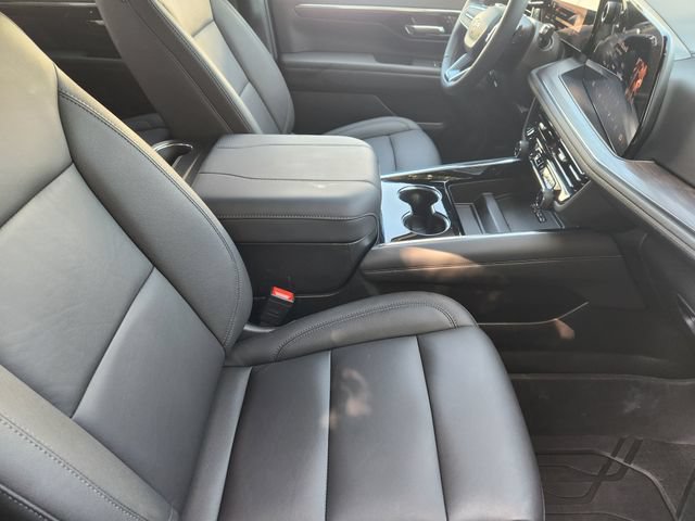 Used 2026 Chevrolet Tahoe Z71 w/ Z71 Off-Road Package AWD/4WD image 19