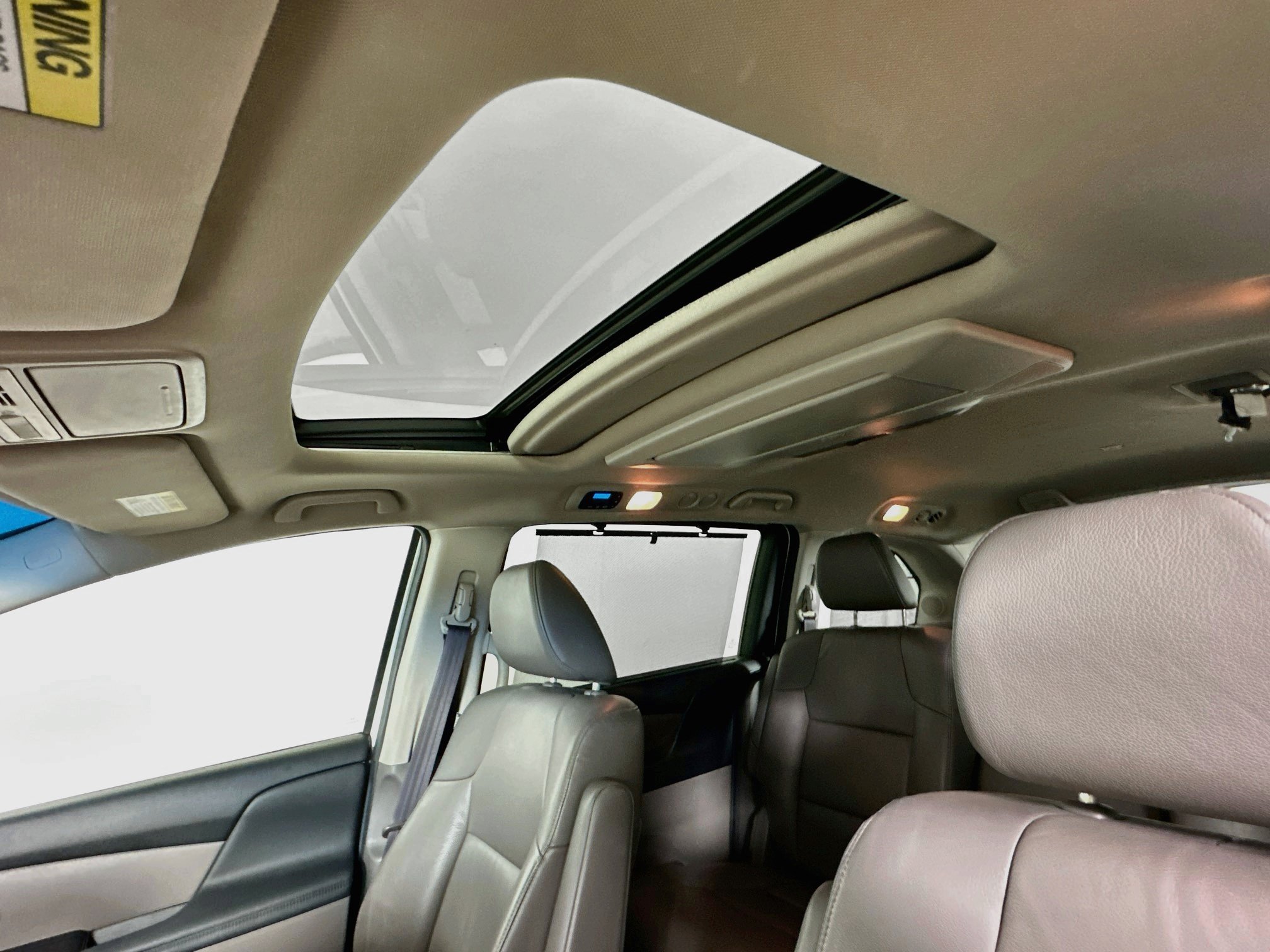 Used 2013 Honda Odyssey Touring Elite image 27