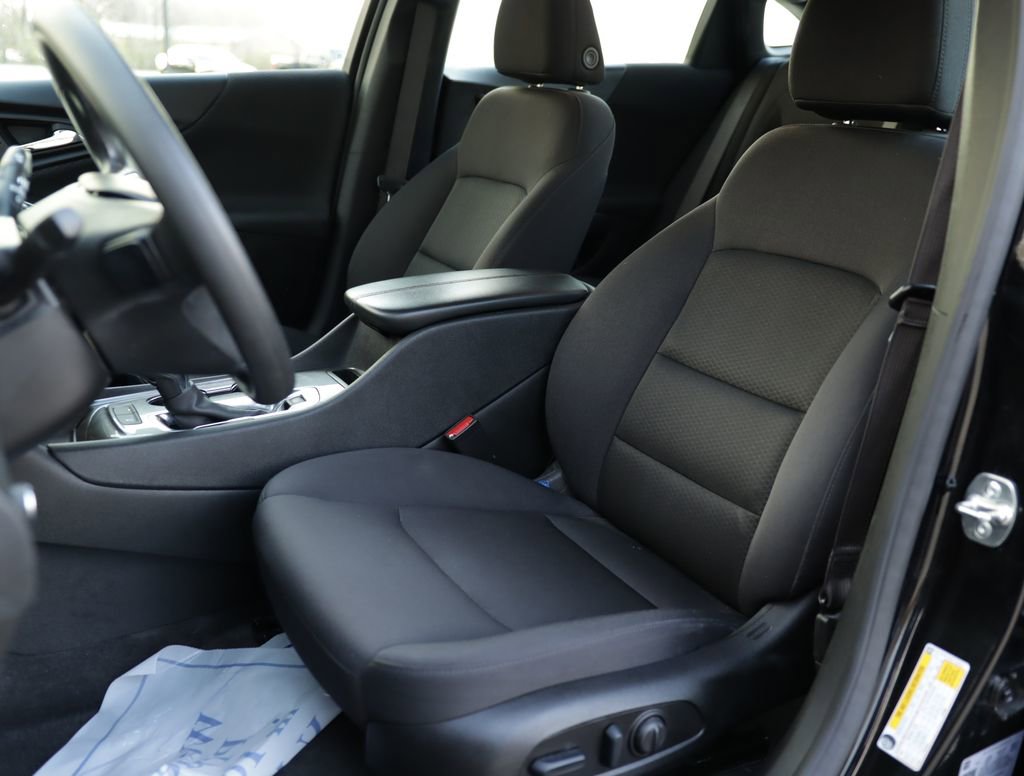 Used 2025 Chevrolet Malibu LT FWD image 20