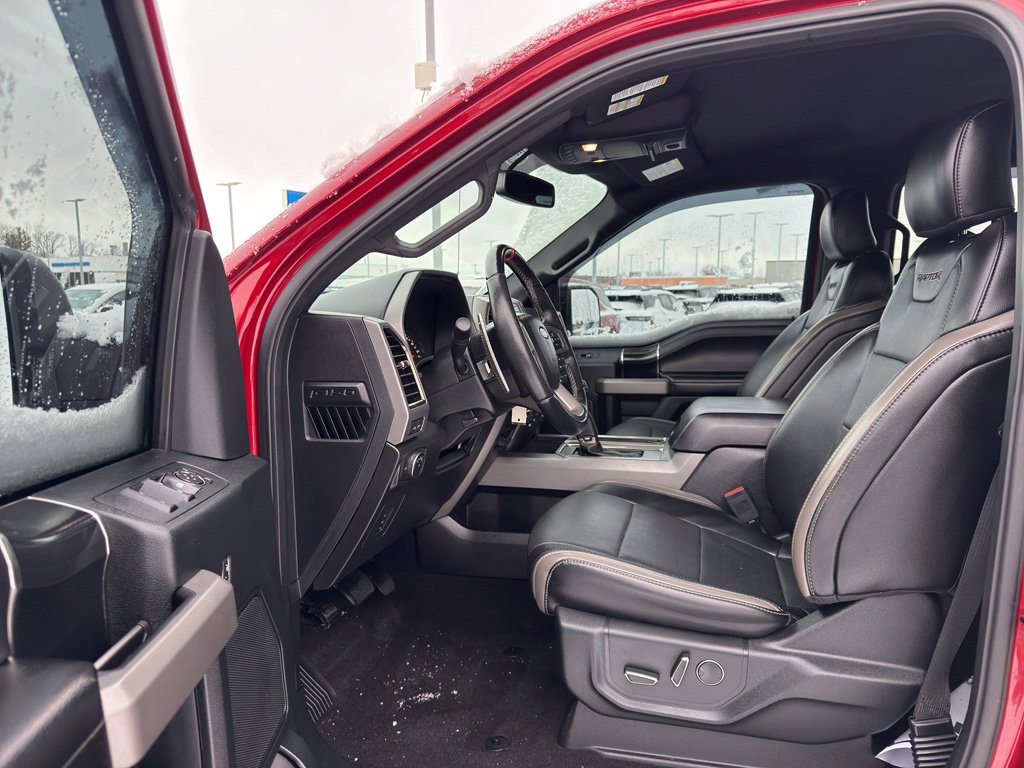 Used 2018 Ford F150 Raptor w/ Equipment Group 801A Mid image 12