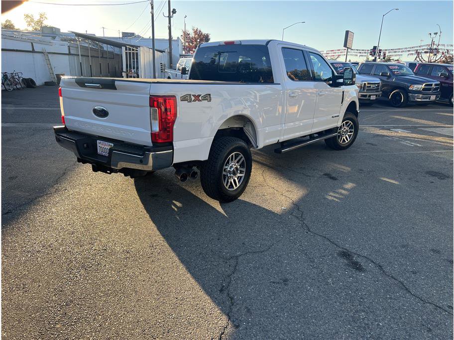 Used 2019 Ford F250 Lariat w/ Lariat Value Package image 5
