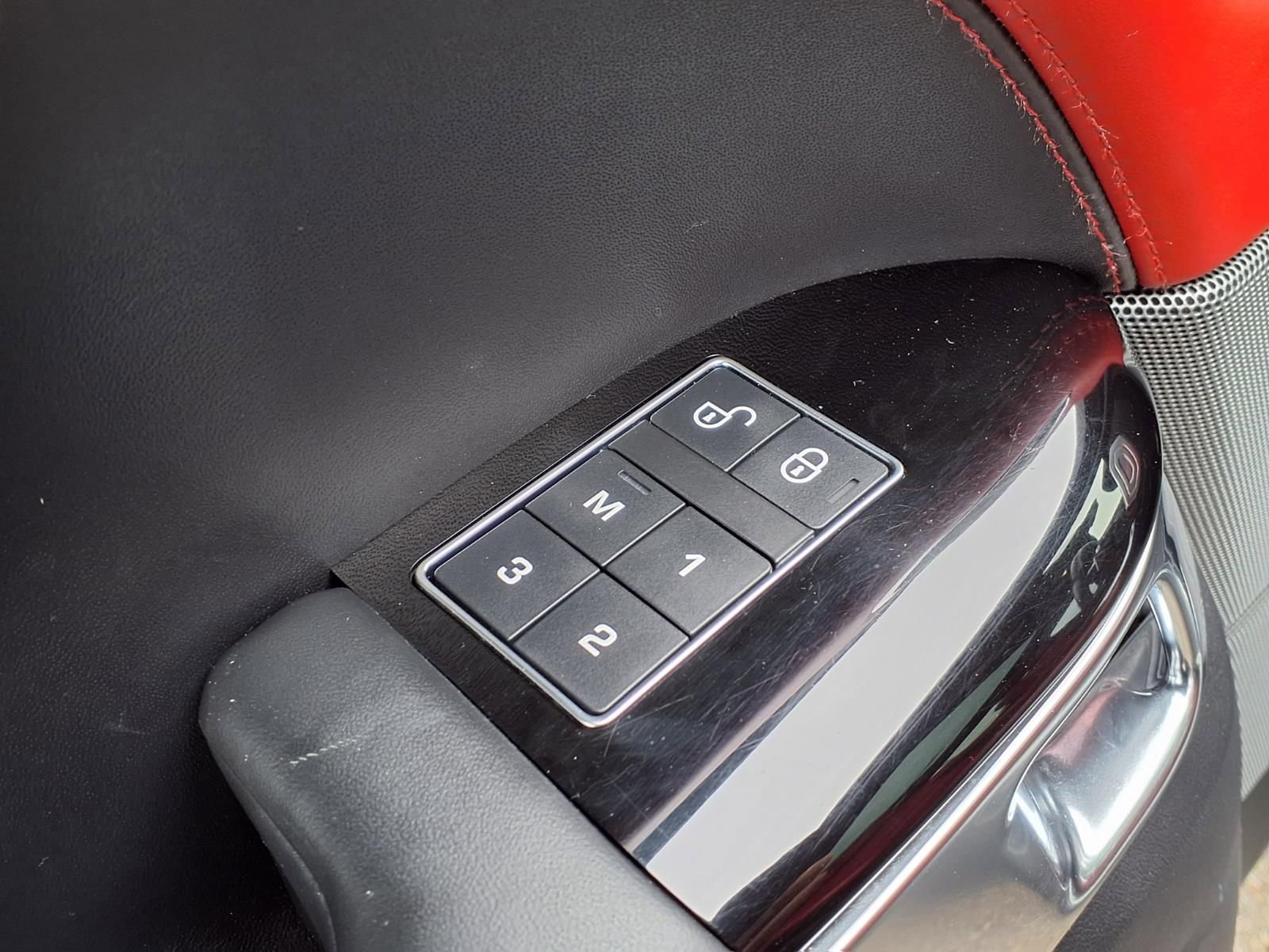 Used 2019 Land Rover Range Rover Sport Supercharged AWD/4WD image 15
