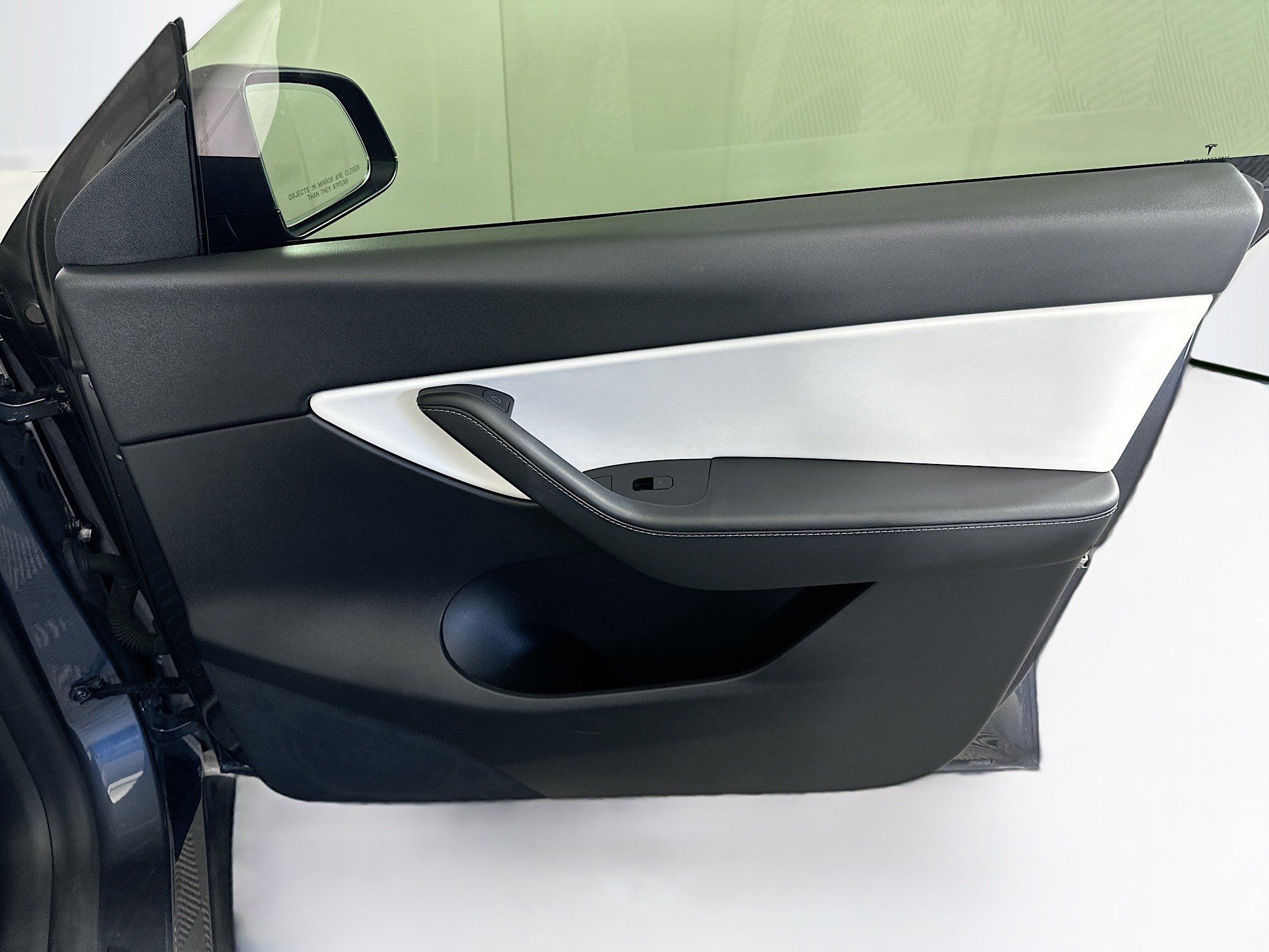 Used 2021 Tesla Model Y Long Range image 32