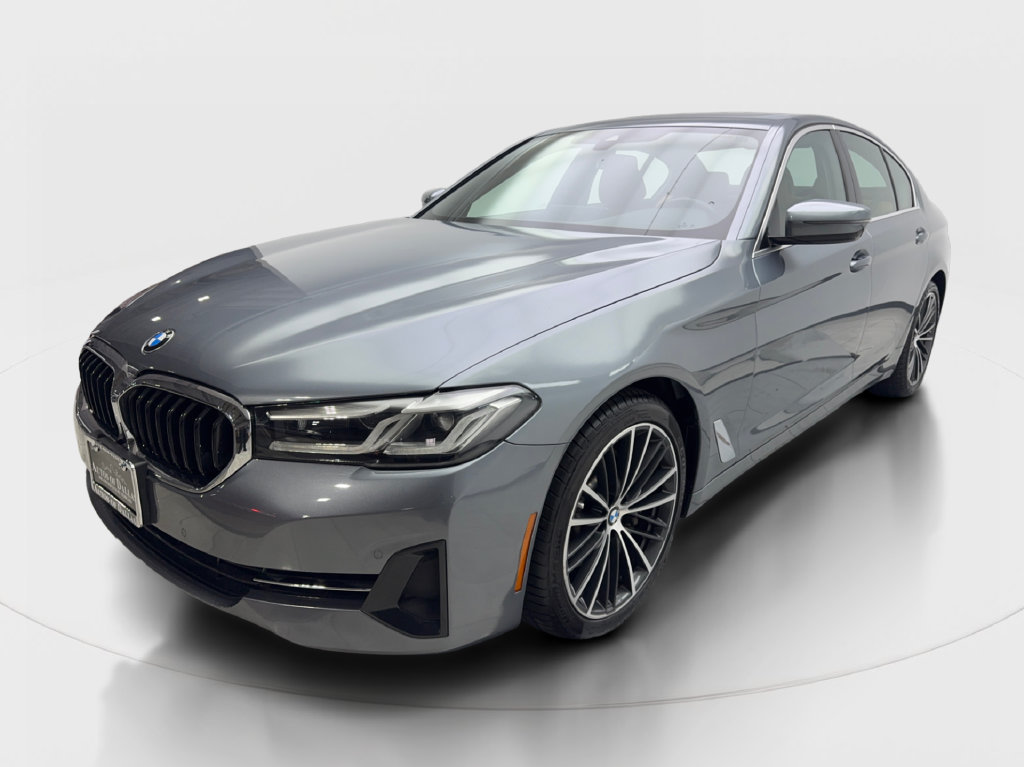Used 2022 BMW 530i xDrive w/ Convenience Package AWD/4WD image 3