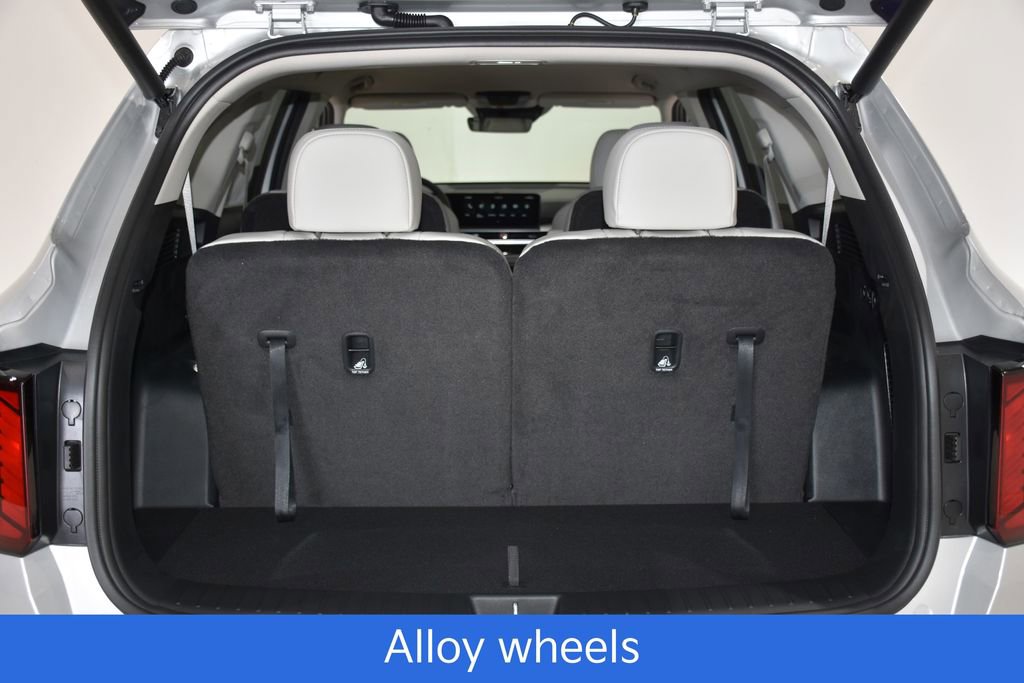 New 2025 Kia Sorento EX image 28