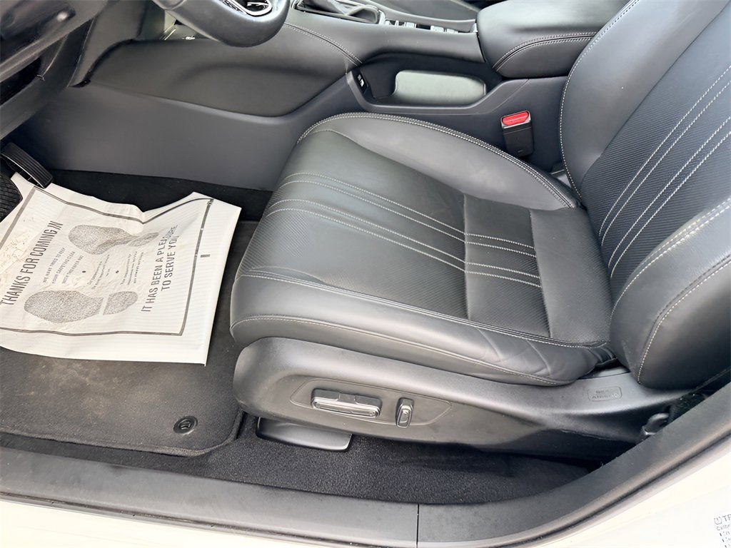 Used 2023 Honda HR-V EX-L image 14