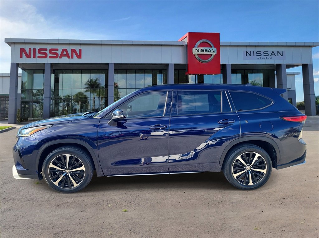 Used 2021 Toyota Highlander XSE image 7