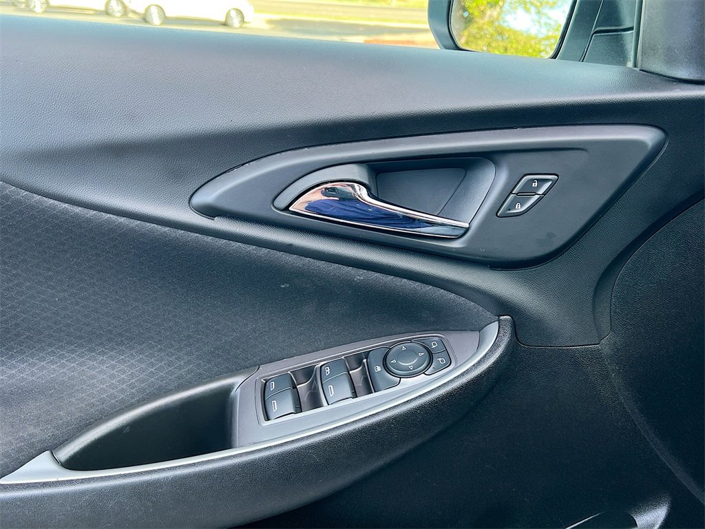 Used 2024 Chevrolet Malibu LT image 17