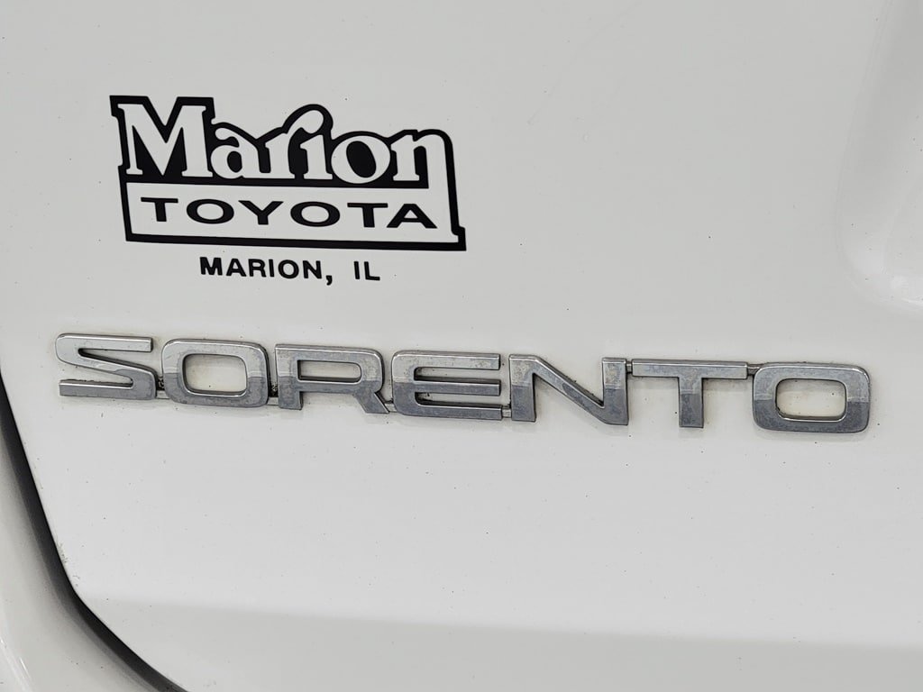 Used 2020 Kia Sorento S FWD image 10