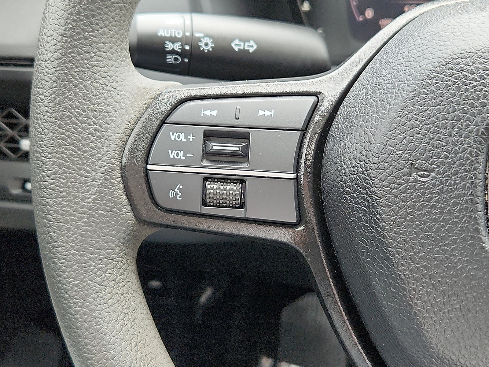 Used 2023 Honda Accord EX image 21