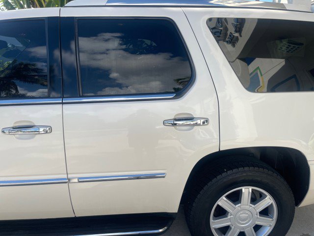 Used 2013 Cadillac Escalade 2WD image 75