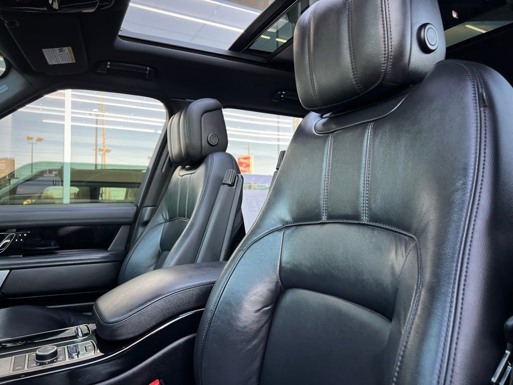 Used 2019 Land Rover Range Rover image 39