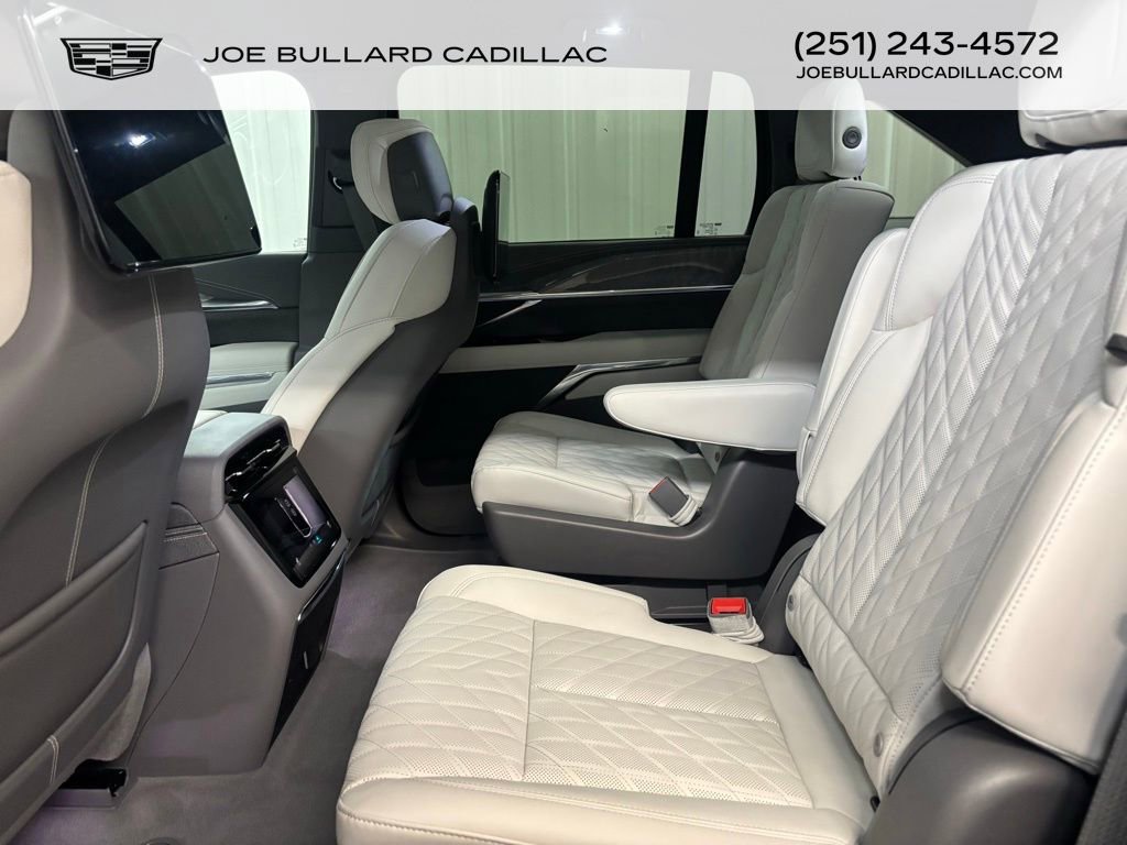 New 2026 Cadillac Escalade IQ Luxury 1 w/ LPO, Floor Liner Package image 19