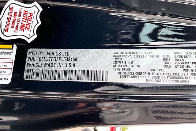 Used 2023 Jeep Gladiator Overland AWD/4WD image 16