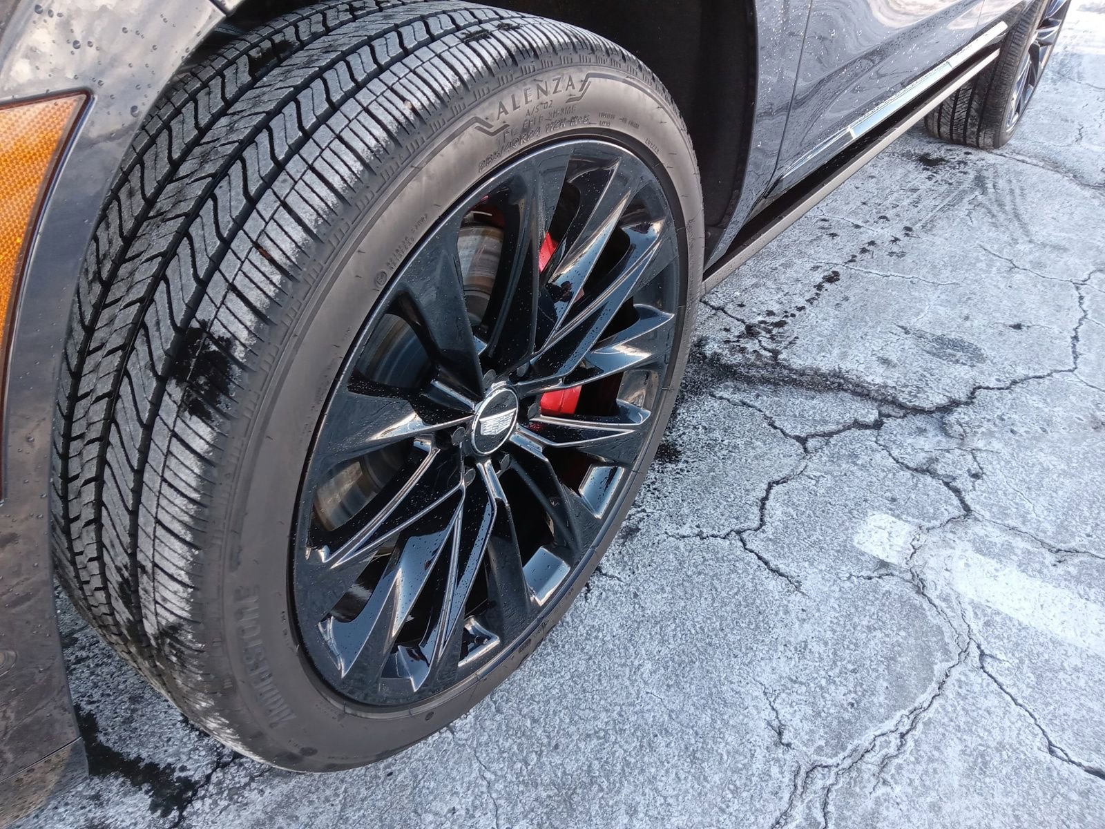 Used 2025 Cadillac Escalade Sport Platinum image 6