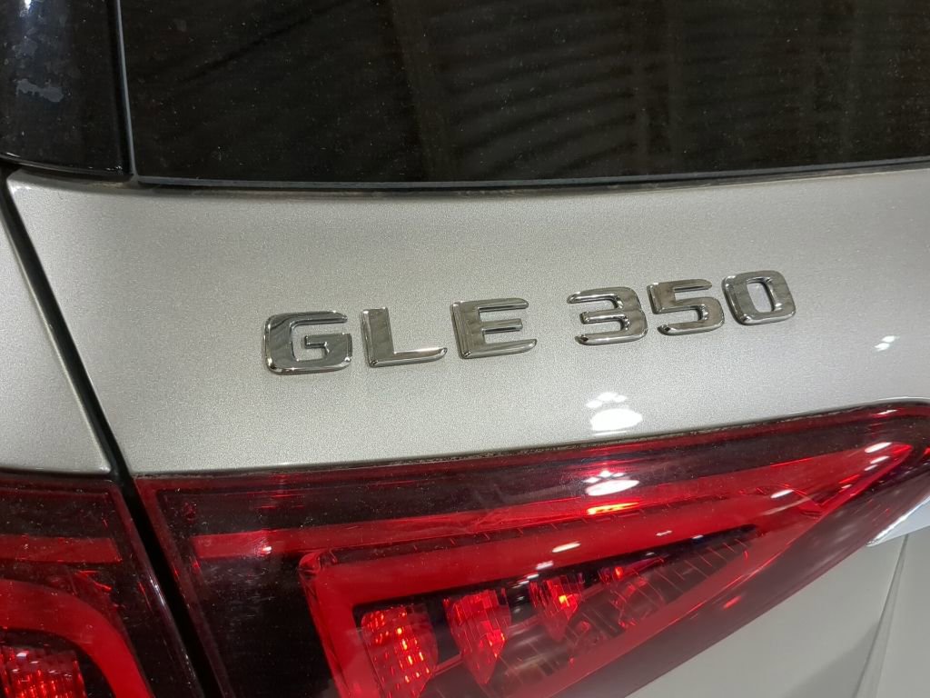Used 2022 Mercedes-Benz GLE 350 4MATIC image 17