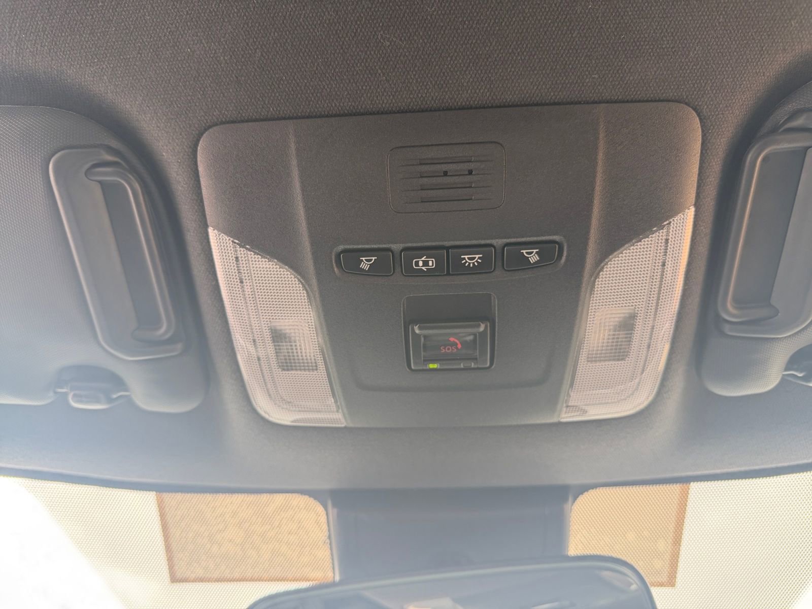 Certified 2022 Toyota Corolla SE w/ Carpet Mat Package (TMS) FWD image 19