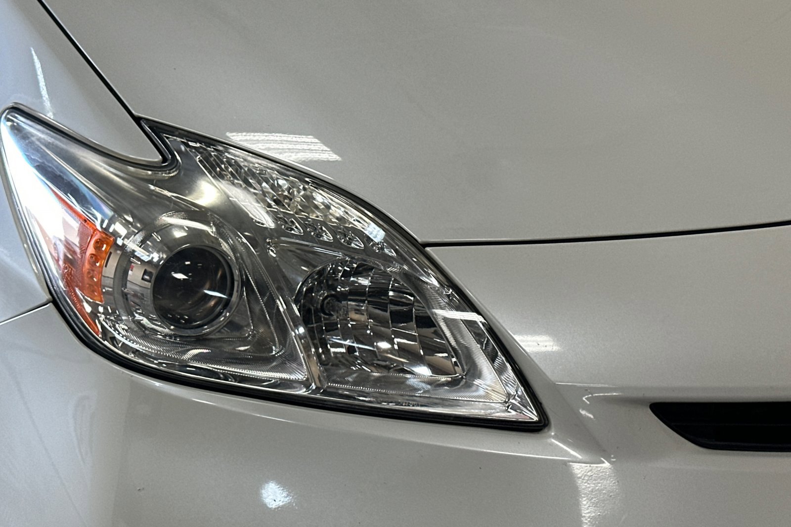 Used 2015 Toyota Prius Four FWD image 43