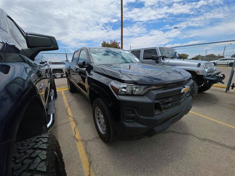 Used 2024 Chevrolet Colorado W/T RWD image 5