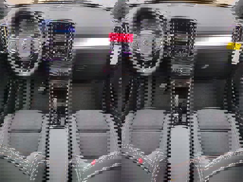 New 2026 Volvo XC40 B5 Ultra w/ Protection Package Premier image 14