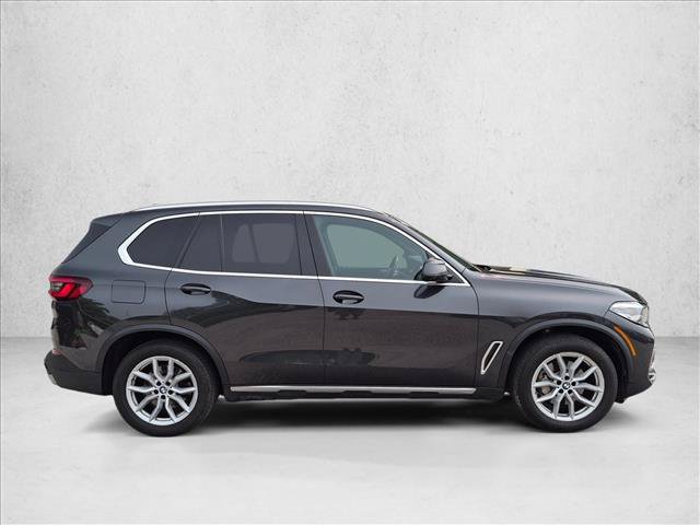 Used 2023 BMW X5 xDrive40i w/ Premium Package AWD/4WD image 4