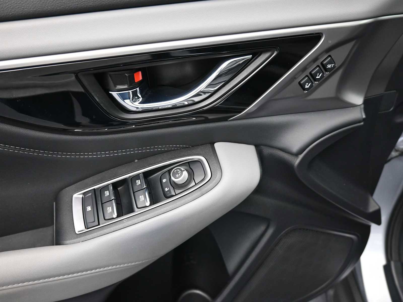 Used 2022 Subaru Outback Limited image 10