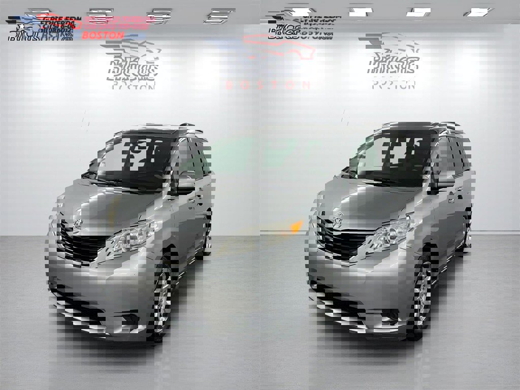 Used 2011 Toyota Sienna LE