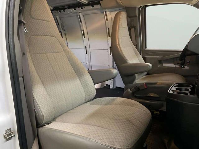 Used 2022 Chevrolet Express 2500 w/ Driver Convenience Package RWD image 57