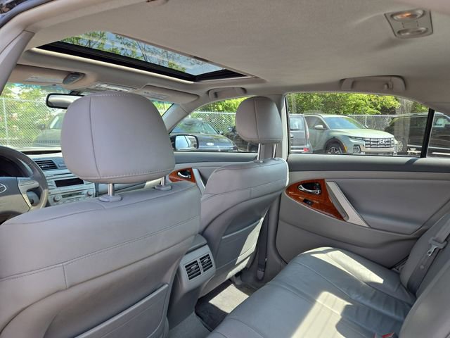 Used 2011 Toyota Camry XLE w/ XLE Extra-Value Pkg #2 FWD image 27