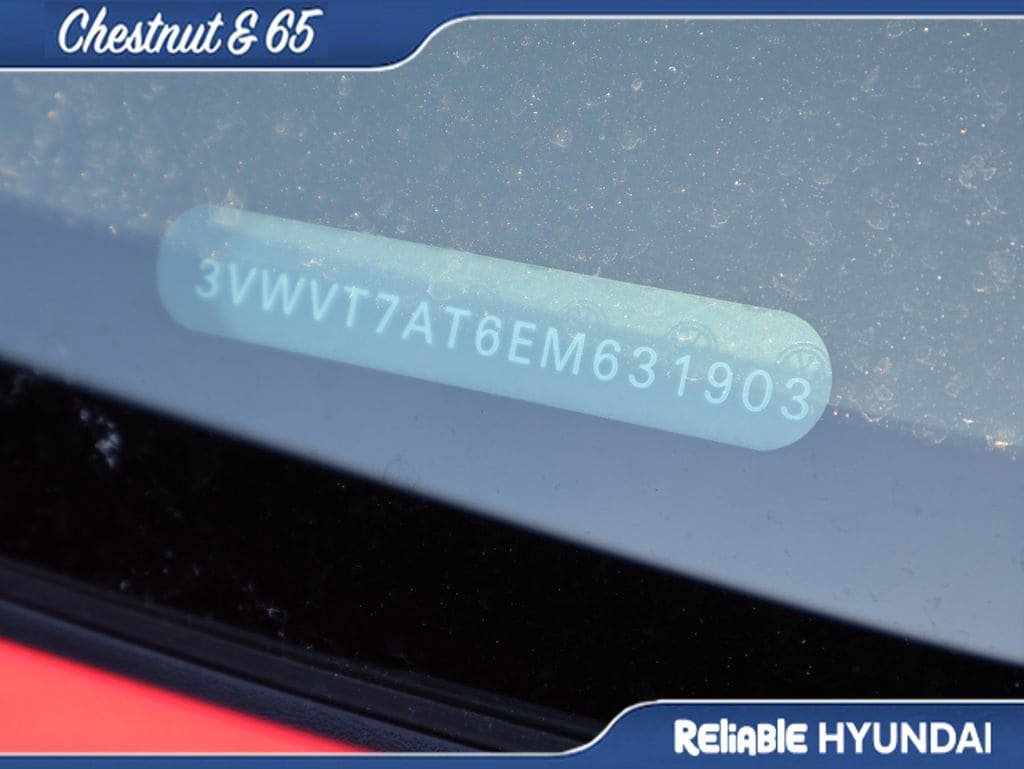Used 2014 Volkswagen Beetle R-Line FWD image 25