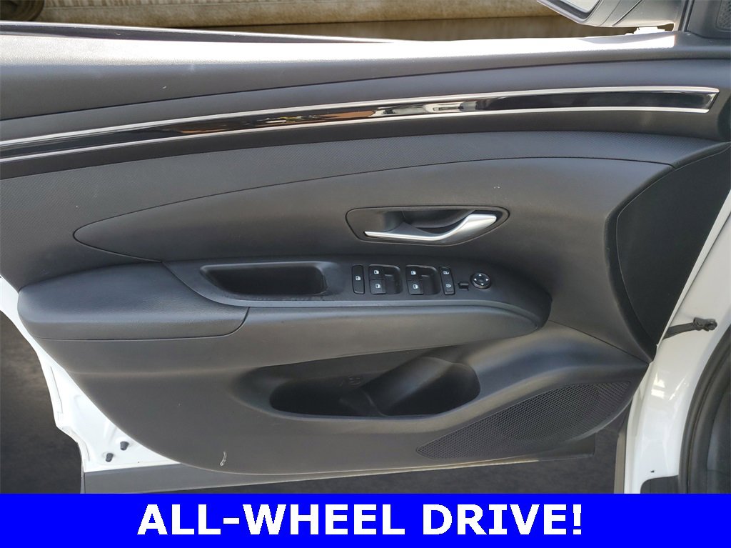 Used 2022 Hyundai Tucson SE image 14