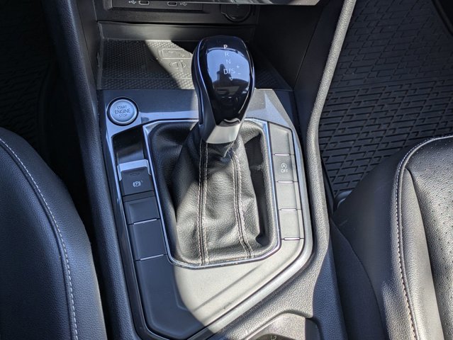 Used 2022 Volkswagen Tiguan SE image 13