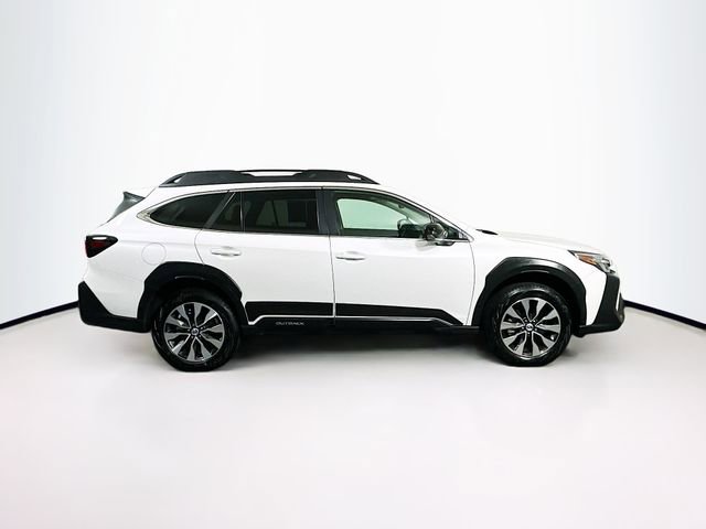 Used 2025 Subaru Outback Limited image 8