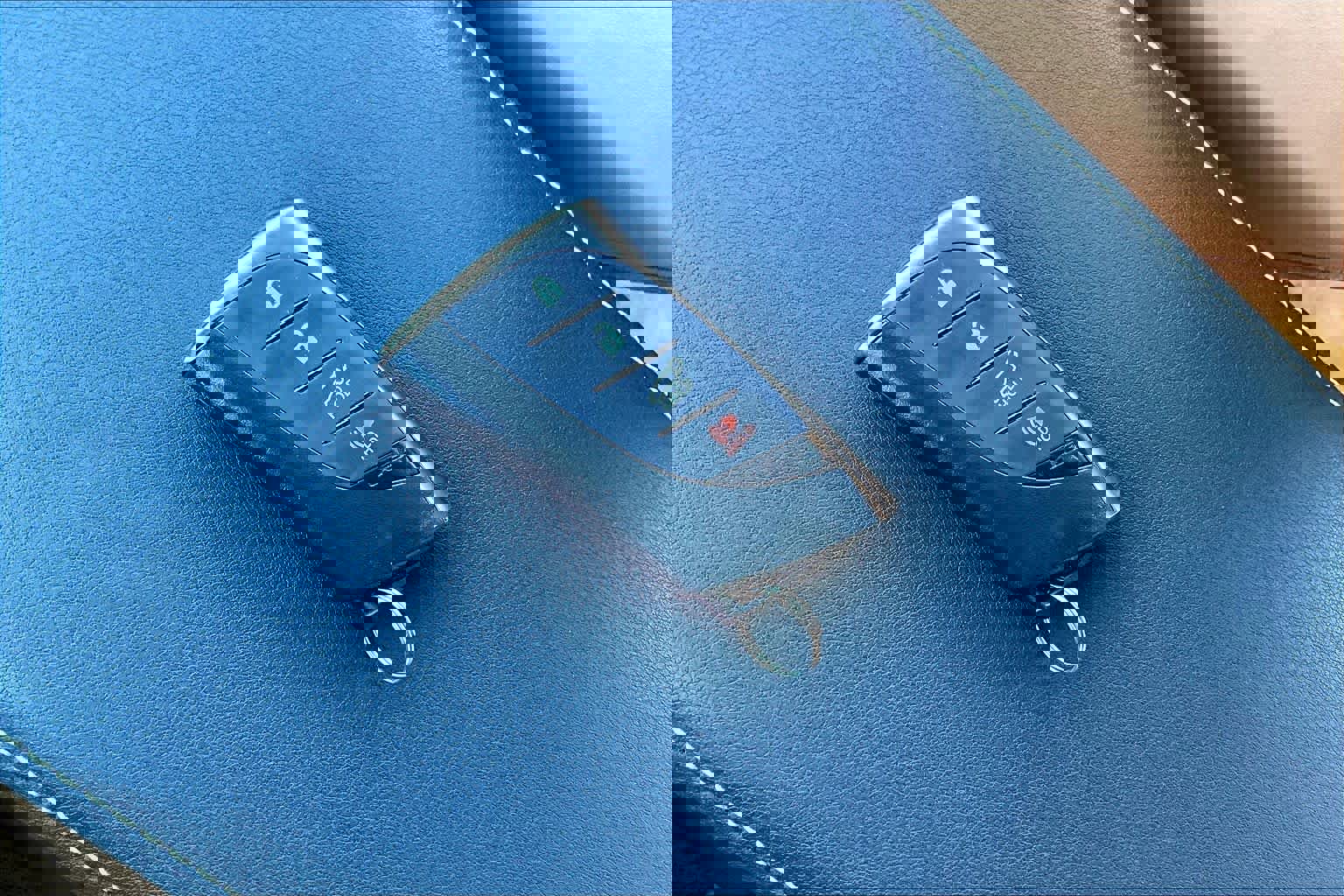 Used 2023 Lexus RZ 450e Premium image 14