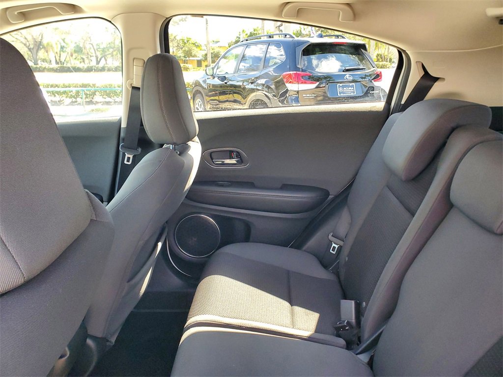 Used 2019 Honda HR-V EX image 11
