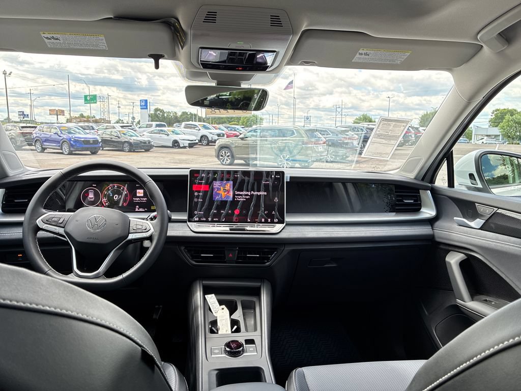 New 2026 Volkswagen Tiguan SE AWD/4WD image 18
